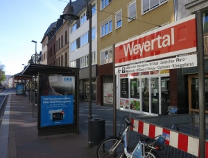 Haltestelle Weyertal.jpg